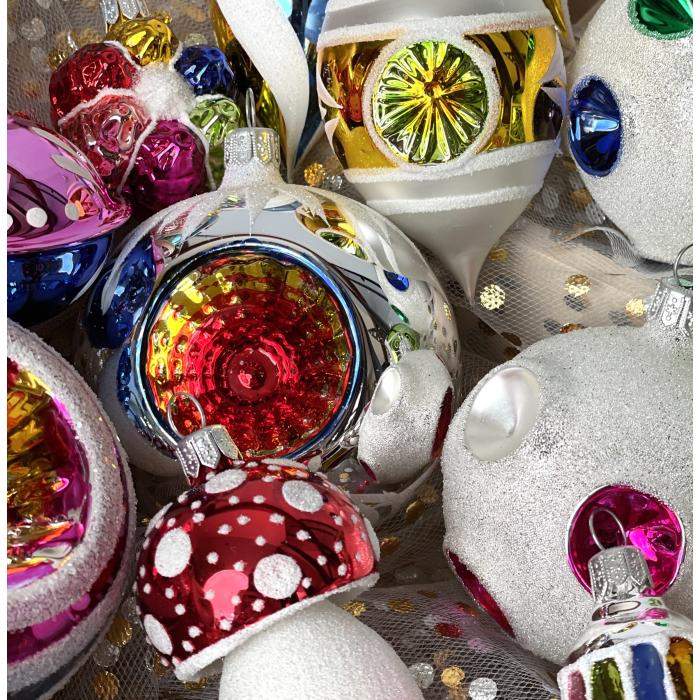 Skleněné vánoční ozdoby Retro - Koule píchané a se srdíčky, 6 ks