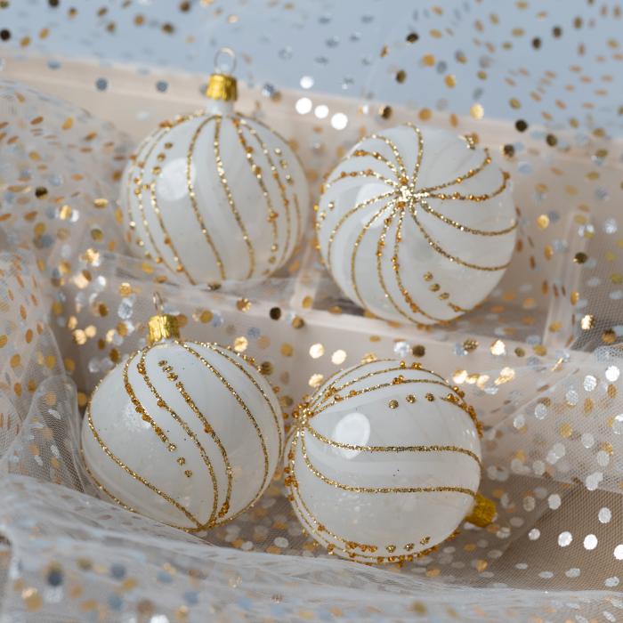 Skleněné vánoční ozdoby bílozlatá sada - Zlatá esa, 4 ks