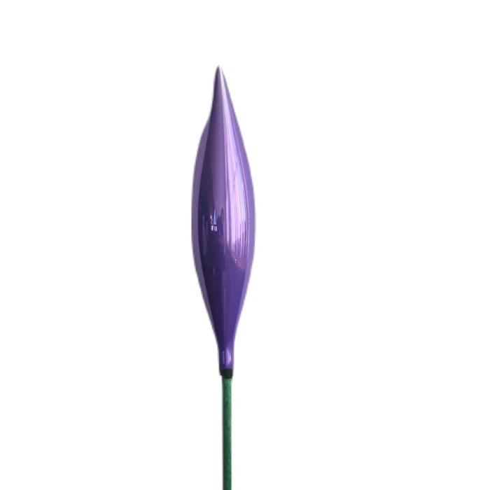 Skleněná foukaná ozdoba fialová lilie